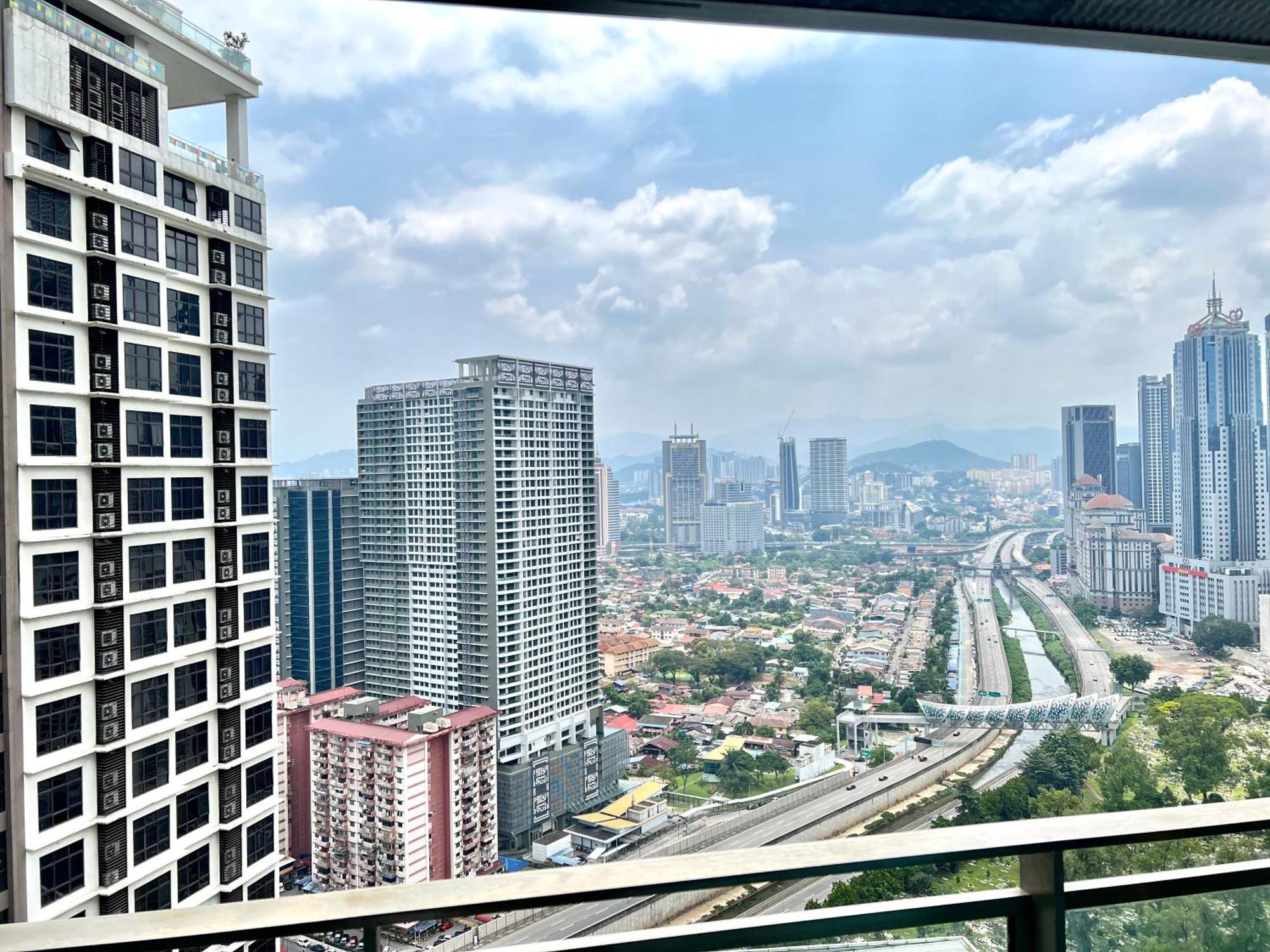 Summer Suites Klcc By Whollmark Kuala Lumpur Eksteriør bilde