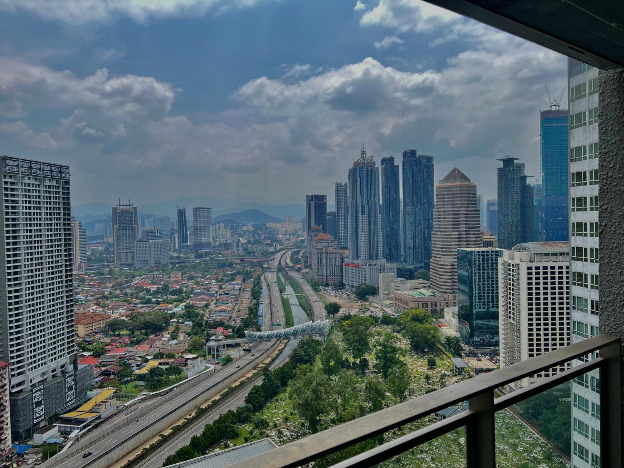 Summer Suites Klcc By Whollmark Kuala Lumpur Eksteriør bilde